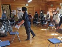 職員による体操の紹介・指導